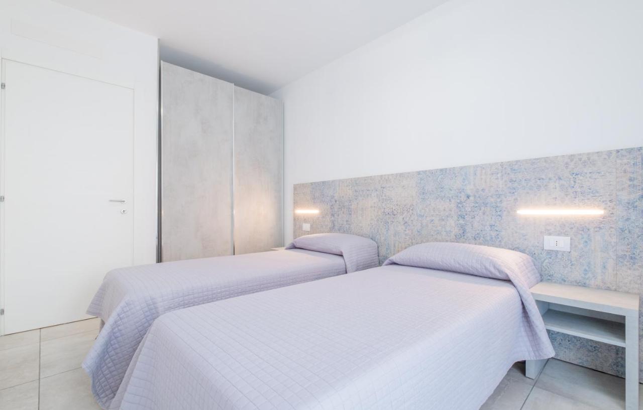 La Maricita Rimini Apartment Bagian luar foto
